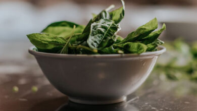 فوائد السبانخ مذهلة لصحتك.. ...الخضروات الورقية الخضراء تتمتع بفوائد صحية هامّة،