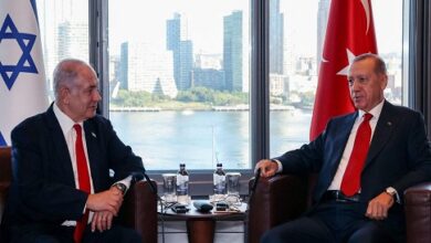 حرب غزة تفجر سجالا بين أردوغان ونتنياهو..... الرئيس التركي يؤكد أن بلاده مستعدة للترحيب بأكاديميين وعلماء في الغرب