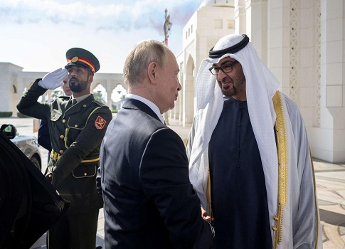 بوتين في زيارة تاريخية إلى الإمارات حيث أكد الرئيس الروسي فلاديمير بوتين أن الإمارات شريك تجاري رئيسي