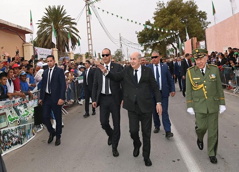 يخوض الرئيس الجزائري عبدالمجيد تبون حملة انتخابية مبكرة بينما لم يعلن بعد ترشحه رسميا للاستحقاق الرئاسي 2024،