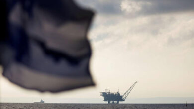 تثير الحرب الإسرائيلية على قاع غزة مخاوف بشأن ملف استغلال الطاقة في شرق المتوسط