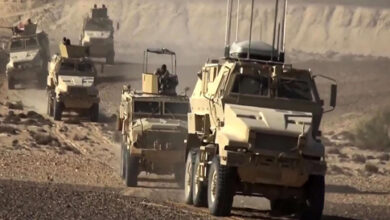 مصر  أرسلت نحو 40 دبابة وناقلة جند مدرعة إلى شمال شرق سيناء في إطار سلسلة تدابير لتعزيز الأمن على حدودها مع قطاع غزة.