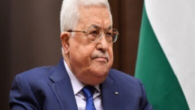 قال الرئيس الفلسطيني محمود عباس، إنه أمام الحرب الشاملة التي تُشن على الشعب الفلسطيني