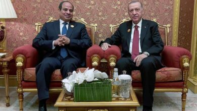 يؤدي الرئيس التركي رجب طيب أردوغان زيارة إلى مصر الشهر المقبل في مسعى لإعطاء دفعة لمسار تطبيع العلاقا