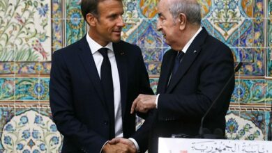 بطل المقاومة الجزائرية في قلب اللعبة الدبلوماسية بين فرنسا والجزائر، فيما تعتبر إعادة ممتلكاته أشبه بمعضلة.