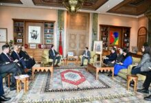 أشاد أعضاء بالكونغرس الأميركي خلال زيارتهم إلى الرباط بريادة العاهل المغربي الملك محمد السادس لصالح السلم والاستقرار الإقليميين،