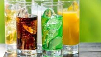 تظهر الأبحاث الحديثة أن تناول المشروبات الباردة السكرية يوميًا يمكن أن يزيد بشكل كبير من خطر الإصابة بأمراض الكبد المزمنة.