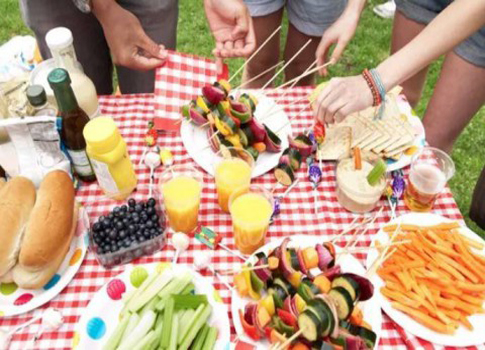 سبعة أخطاء غذائية يجب تجنبها في فصل الصيف فتخطي وجبات الطعام يمكن أن يؤدي إلى الإفراط في تناول الطعام