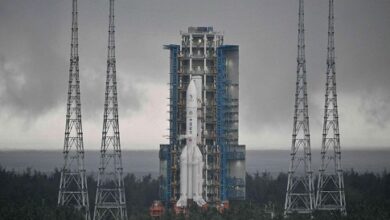مسبار صيني ينطلق نحو الجانب الخفي للقمر... أطلقت الصين مركبة فضاء غير مأهولة في مهمة تستغرق شهرين
