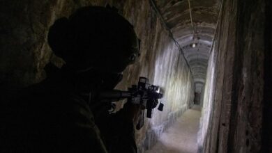 أعلن مسؤول عسكري إسرائيلي اليوم الأربعاء أن الجيش الإسرائيلي فرض "سيطرة عملياتية" على ممر فيلادلفيا الإستراتيجي على طول الحدود بين قطاع غزة ومصر،
