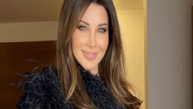أثارت الفنانة اللبنانية نانسي عجرم ضجة كبيرة بعد طرحها أغنيتها الجديدة بعنوان “من نظرة” عبر قناتها على يوتيوب،
