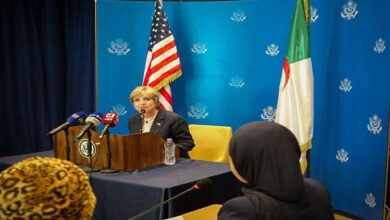 السفيرة الأميركية بالجزائر تجدد دعم بلادها لمغربية الصحراء
