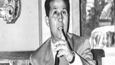 1962/9/29 - أحمد بن بلة يتولى منصب رئيس أول حكومة جزائرية بعد الاستقلال.