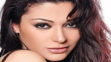 علقت الفنانة مايا نصري على عودتها للغناء بعد غياب استمر لمدة 10 سنوات تقريبًا، وأكدت أنها سعيدة بإحيائها للحفل الغنائي