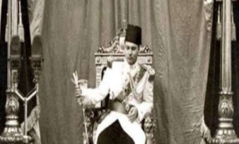 تتويج الملك فاروق ملكًا على عرش مصر رسميًا وذلك بعد وصوله لسن الرشد بالتاريخ الهجري.