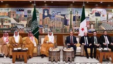 وقعت الرياض ودمشق خلال زيارة بدأها وزير الاستثمار السعودي خالد الفالح إلى سوريا اليوم الأربعاء حزمة اتفاقيات تزيد قيمتها عن خمسة مليارات دولار