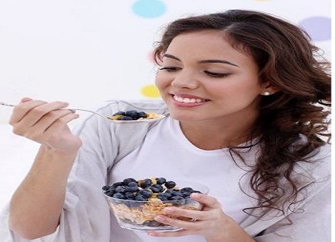 فوائد التوت الأزرق للبشرة عديدة قد لا تعلمينها!