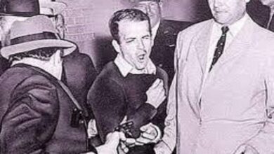 اغتيال لي هارفي أوزوالد المتهم بقتل الرئيس الأمريكي جون كينيدي.