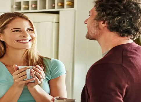 4 صفات للمرأة التي يخشى الرجل فراقها