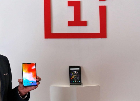 في منعطف تاريخي لسوق الهواتف الذكية العالمي، هيمنت شركة "ون بلس" (ون بلس) الصينية على العناوين التقنية لهذا الأسبوع،