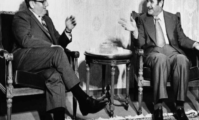 وزير الخارجية الأميركي هنري كيسنجر يزور دمشق للمرة الأولى، تبعتها زيارات أخرى ضمن جولات مكوكية بين سوريا وإسرائيل