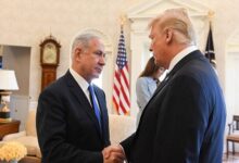 بينما يُماطل نتنياهو في خطة غزة.. هل سيختار ائتلافه بدلاً من ترامب؟