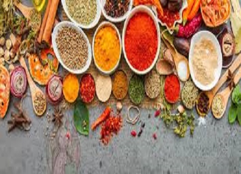 ثمانية توابل طبيعية قوية لتقليل الالتهابات وتعزيز الصحة