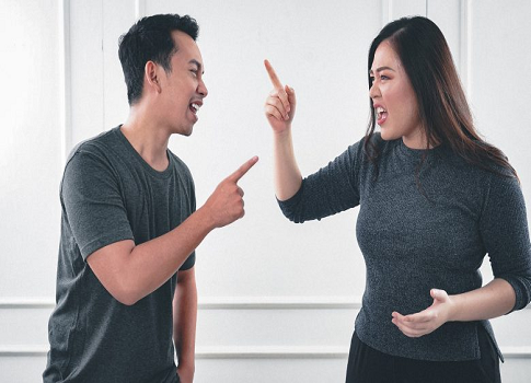 صفات تؤدي إلى تدمير الحياة الزوجية تخلصي منها
