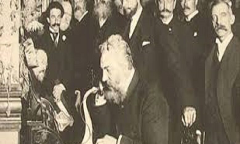 إجراء أول اتصال تلفوني دولي من نيويورك إلى لندن.