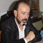 الدم السوري وحفر القبور.. لو أن الأرض مربعة لاختبأنا في زواياها، لكنها مستديرة ، لذا صار علينا أن نواجه الوجود. تلك عبارة قد تخطر على بال