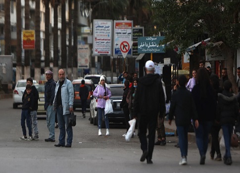 تضخّم «اقتصاد الظلّ» ينهك السوريين: الأجر الشهري يكفي لثلاثة أيام فقط!
