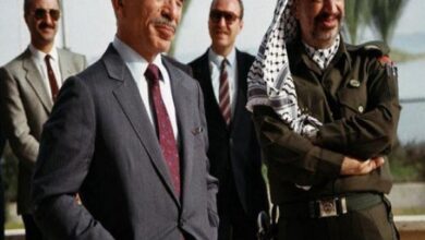 الملك حسين يعلن انتهاء العمل بالاتفاق الأردني / الفلسطيني الذي تم توقيعه في عام 1985.