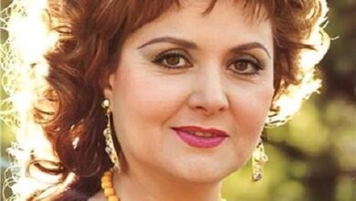 بعد سنوات طويلة من الابتعاد عن الأضواء، عادت الفنانة المصرية ليلى طاهر لتلفت الأنظار مجدداً، بعدما شاركت في احتفالية «المرأة المصرية أيقونة النجاح» في نسختها السنوية.
