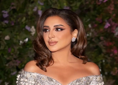 أنغام توجه رسالة لـ هاني شاكر بعد أزمته الصحية الأخيرة
