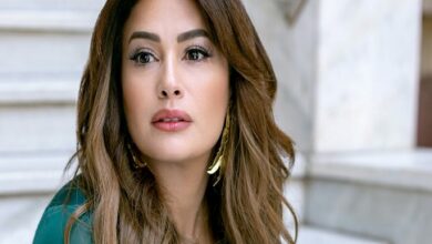 هند صبري تتحدث باكية عن والدتها: كانت قلقانة عليّا أوي ولولاها لما نجحت