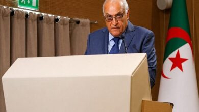 أربكت تصريحات وزير الخارجية الجزائري التي أكد خلالها ترحيب بلاده بالتفاوض حول ملف الصحراء المغربية، "بوليساريو"