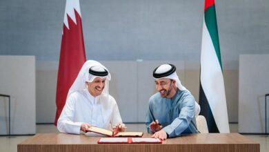 وقعت كل من الامارات وقطر اتفاقيات هامة في مجالات اقتصادية مختلفة لتعزيز التعاون، حيث أفادت الدولتان الخليجيتان أن علاقتها " "