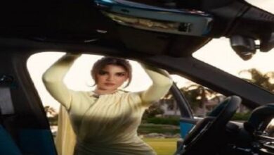 خاضت الفنانة المصرية ياسمين عبد العزيز تجربة غير معتادة خلال تواجدها في الولايات المتحدة، بعدما جربت ركوب سيارة ذاتية القيادة تعمل بالكامل دون سائق،